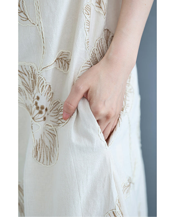 刺繍で描く花のキャミソールロングワンピース