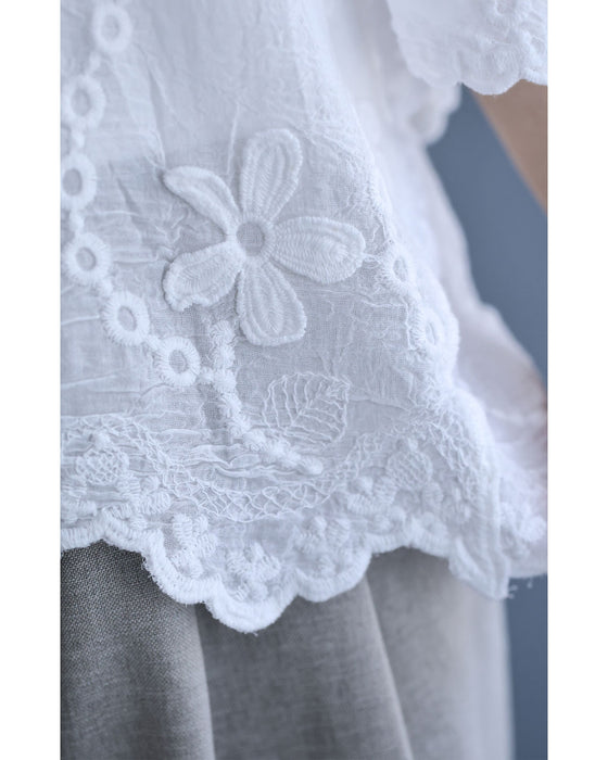 柔らかな 立体花刺繍ブラウストップス