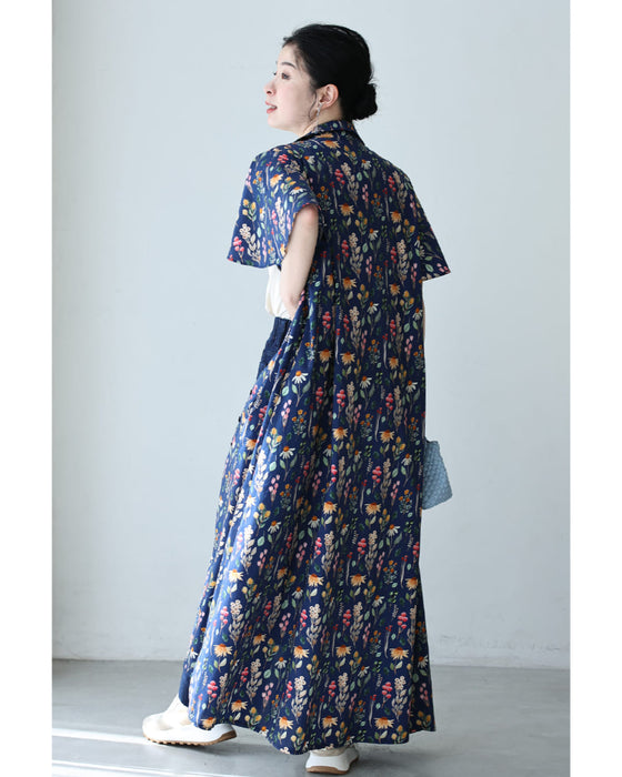 彩り豊かな花のフレア袖シャツロングワンピース（ベルト付き）