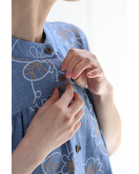 【予約商品】可愛いさ揺れる花刺繍風プリントロングワンピース（ベルト付き）