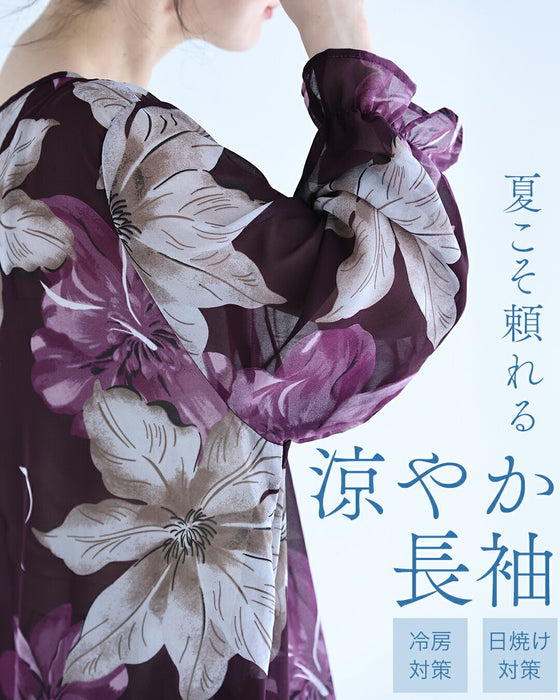 フロントスリットの優美な花柄シフォンチュニック