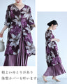 フロントスリットの優美な花柄シフォンチュニック