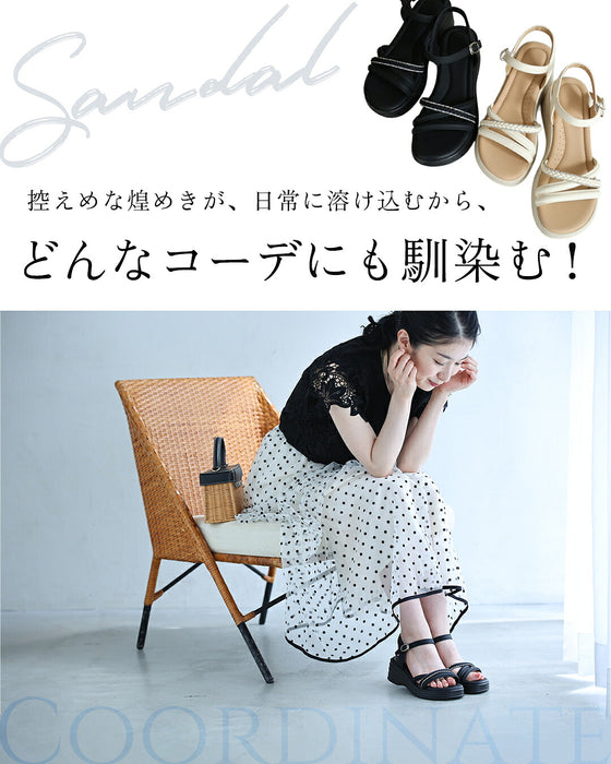 どんなコーデにも自然に馴染む 上品ビジューサンダル
