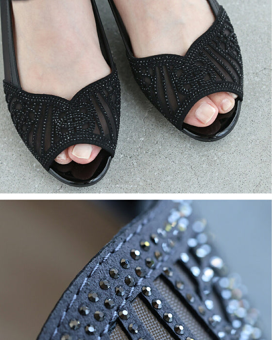 煌めくドレスアップのオープントゥパンプス