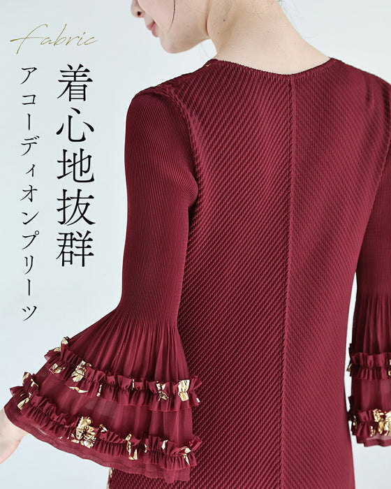 金彩風ボタニカルの和モダンプリーツロングワンピース（ベルト付き）