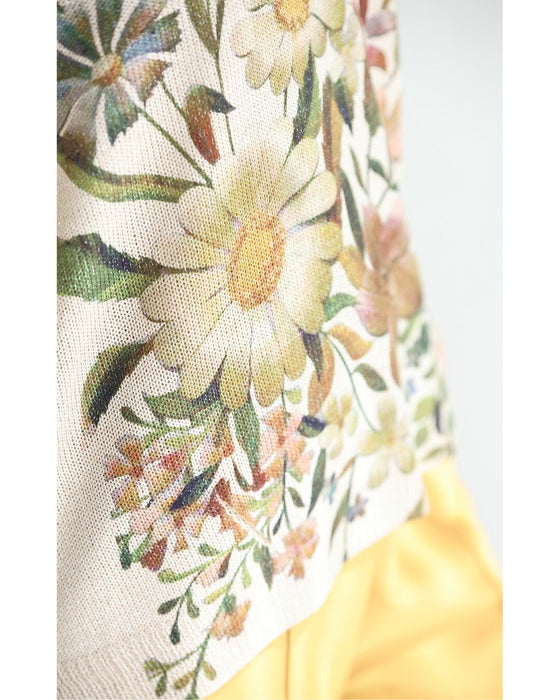 透かし編みスリーブの色とりどり花画ニットトップス
