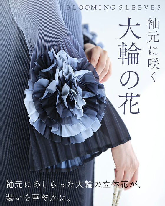 大輪の花袖グラデーションプリーツロングワンピース（ベルト付き）