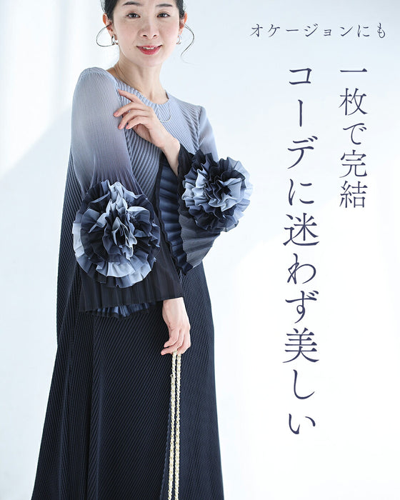 大輪の花袖グラデーションプリーツロングワンピース（ベルト付き）