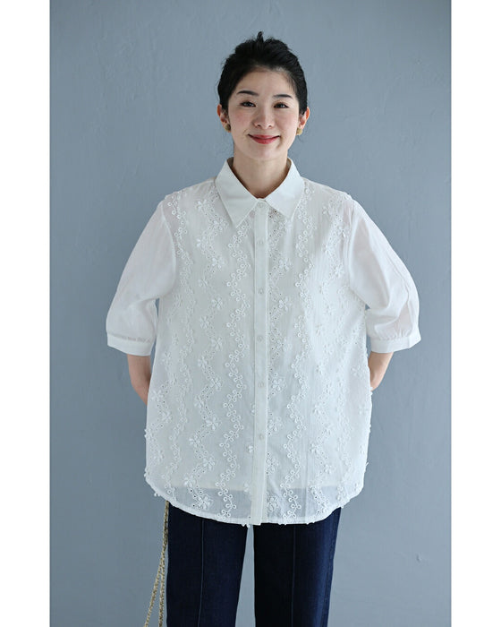 波うつ花と蝶々の刺繍ラインシャツトップス