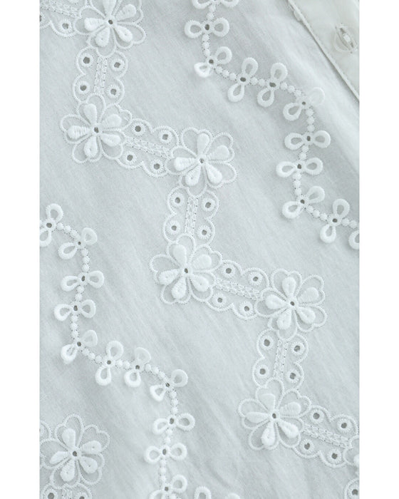 波うつ花と蝶々の刺繍ラインシャツトップス