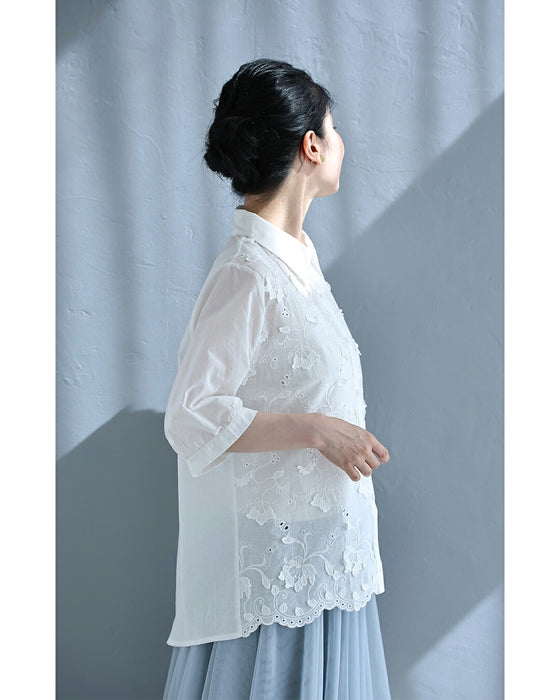 浮かぶ花唐草刺繍シャツトップス