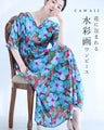 鮮やかな花に包まれる水彩画ミディアムワンピース