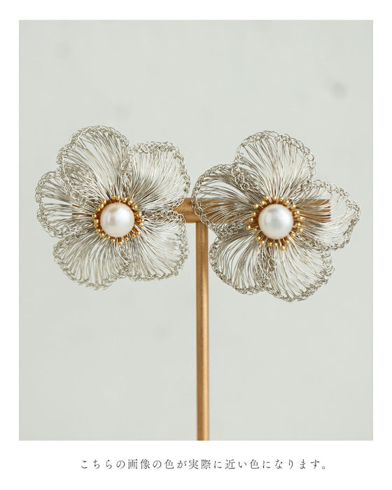 【返品・交換不可】ワイヤーアートの梅の花ピアス