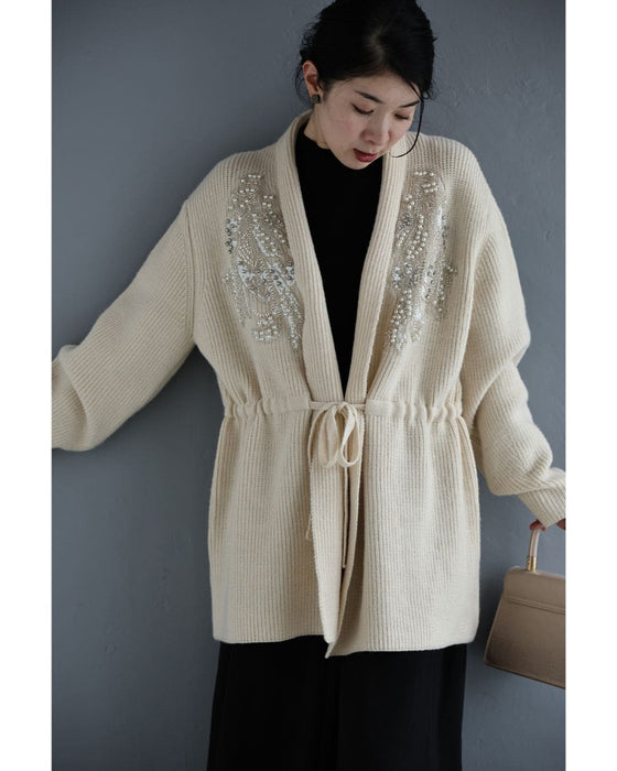 ビジュー刺繍の羽モチーフカーディガン
