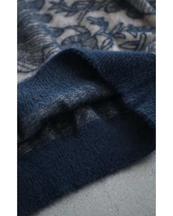 ふわふわシャギーの花画ニットトップス