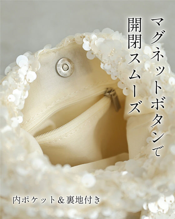 スパンコールの三角ミニバッグ（チェーンショルダー付き）