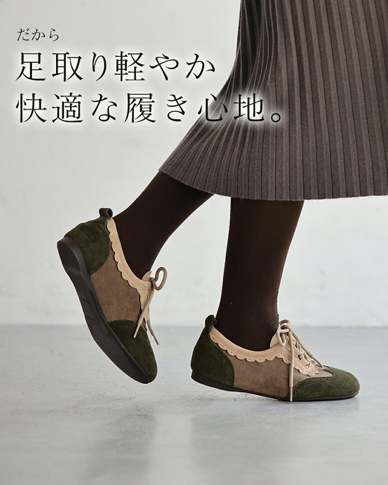 スエード調スニーカー