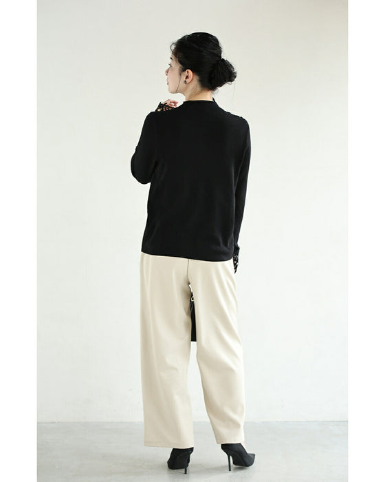 素肌に浮かぶ蔦花レースニットトップス