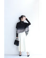 Two-tone square silhouette knit top with lace