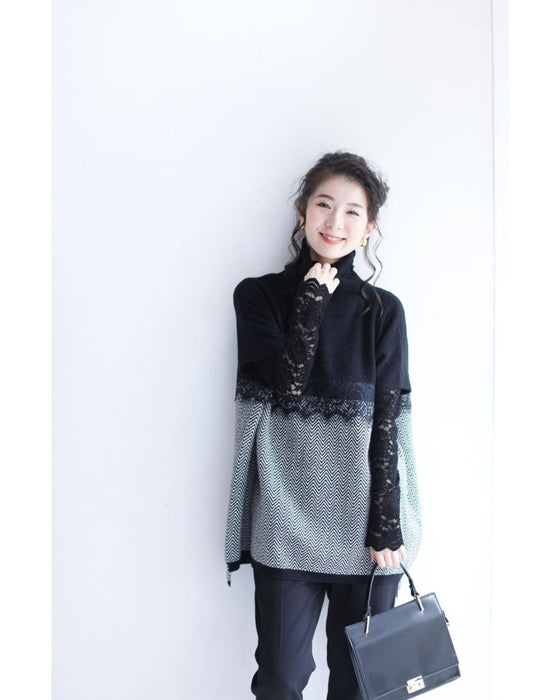 Two-tone square silhouette knit top with lace