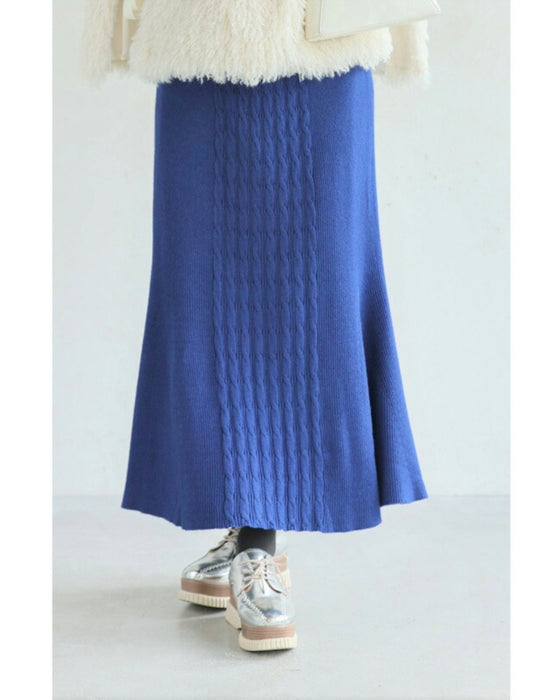 【コーデセット】ゆったりニットと裾フレアニットスカートのセットアップ