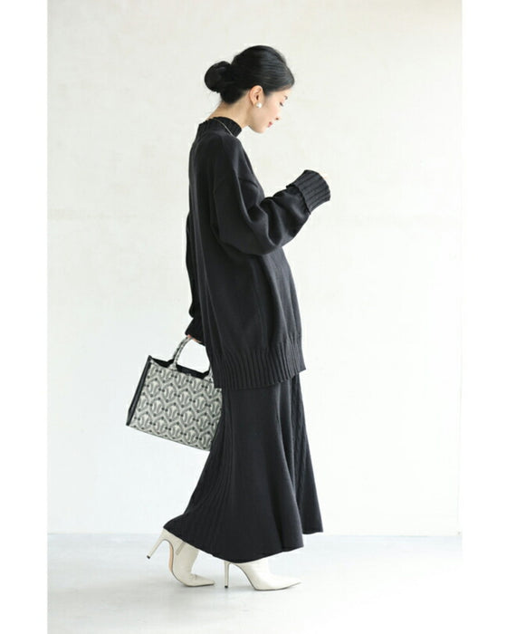 【コーデセット】ゆったりニットと裾フレアニットスカートのセットアップ