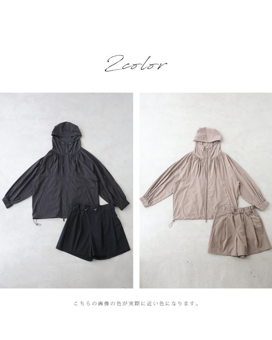 ゆったりラッシュガードパーカーとショートパンツ2点セット【set】