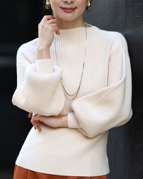 長袖ポワンとオフネックのニットトップス