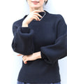 Long sleeve puffy and off-neck knit top