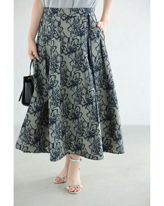 揺れるアジアンチャームの軽やかジャガードミディアムスカート