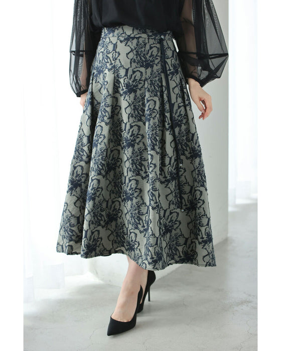 揺れるアジアンチャームの軽やかジャガードミディアムスカート