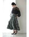 揺れるアジアンチャームの軽やかジャガードミディアムスカート