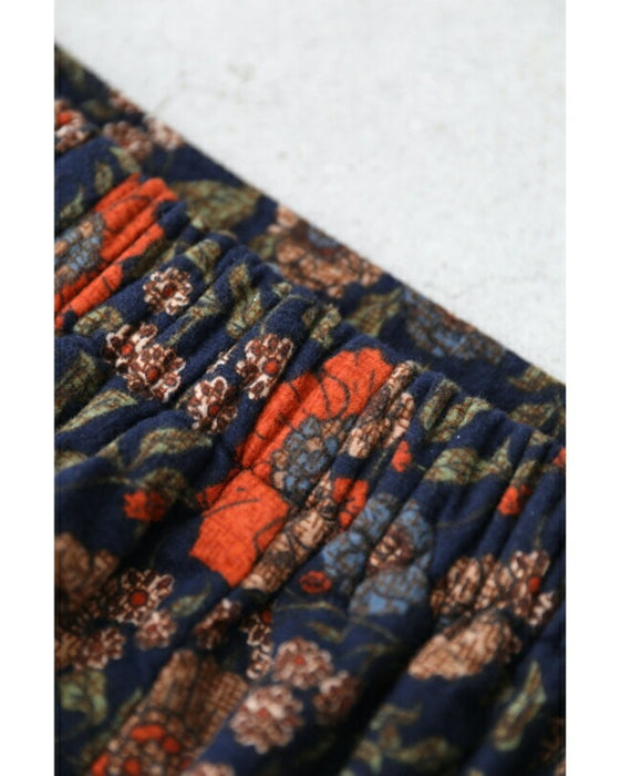 ノスタルジックを身に纏う。花柄コクーンスカート