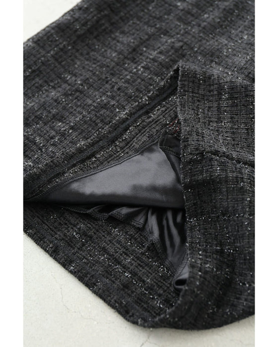 フォーマルにも活躍する。煌めくツイードミディアムワンピース