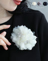 Magnetic overlapping petal corsage