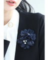 Magnetic overlapping petal corsage