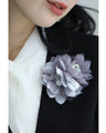 Magnetic overlapping petal corsage