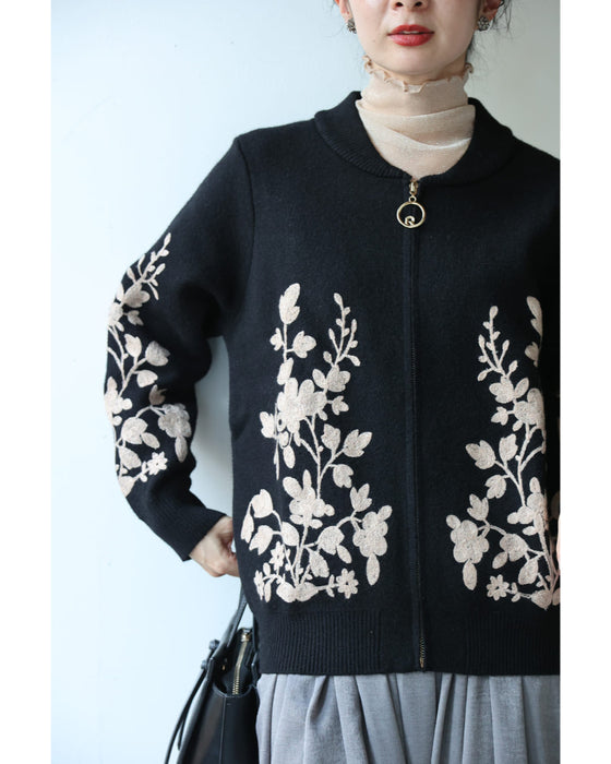Flower embroidered zip-up knit blouson