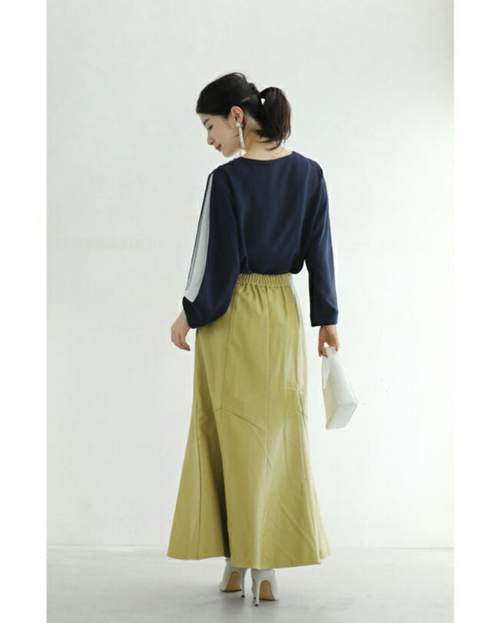 スリット袖から覗くベールの上品ブラウストップス