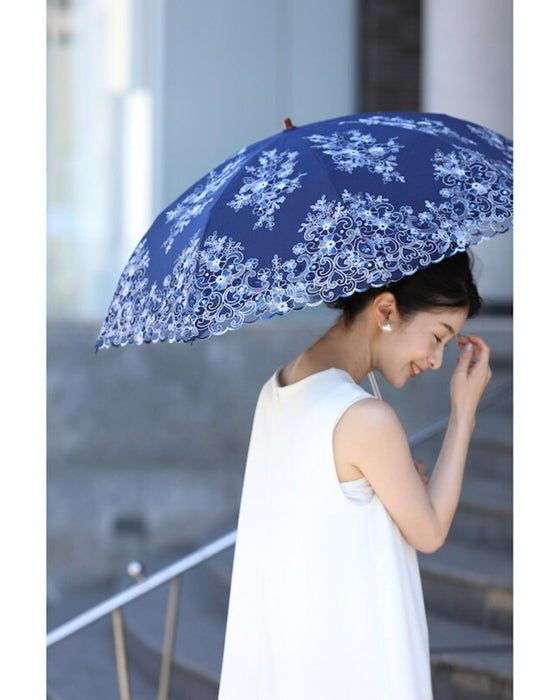 花刺繍が美しい折り畳み日傘