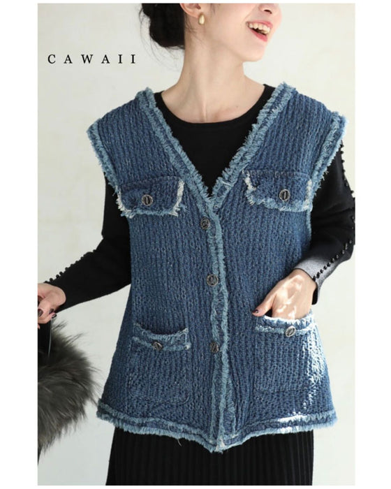 Fringe knit vest made of soft denim-like fabric