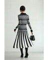 ボーダーカーディガントップスと錯視ラインスカート2点セット