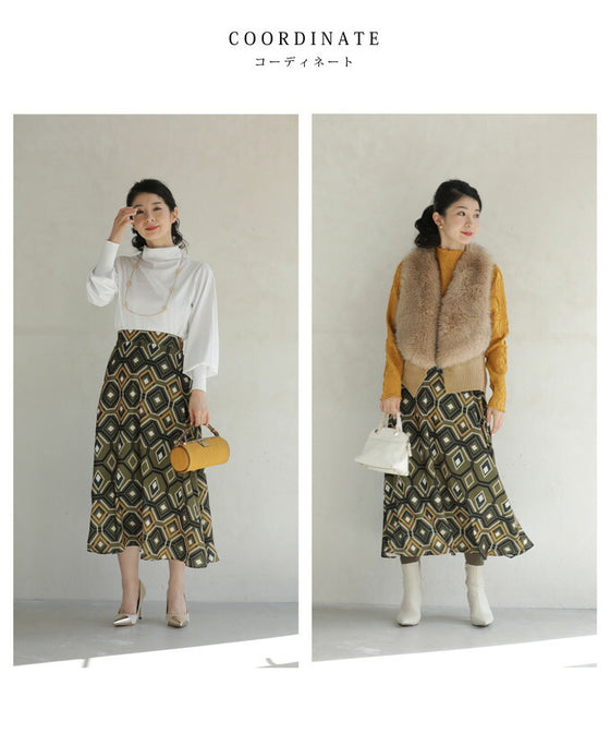 繋がりあう幾何学アートのミディアムスカート