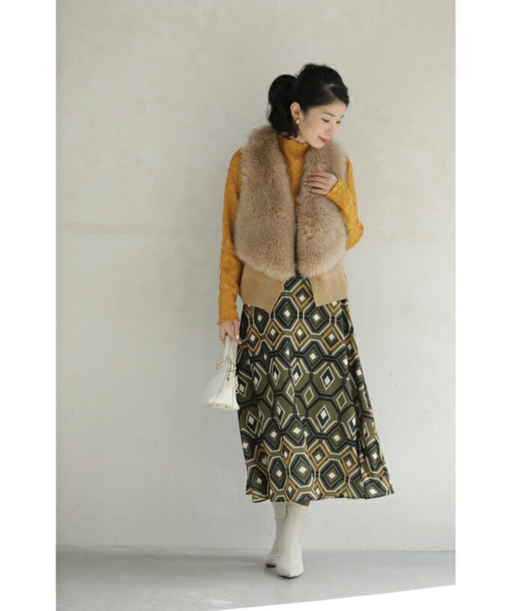 繋がりあう幾何学アートのミディアムスカート