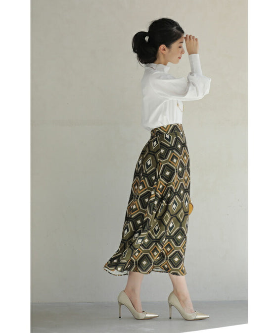 繋がりあう幾何学アートのミディアムスカート