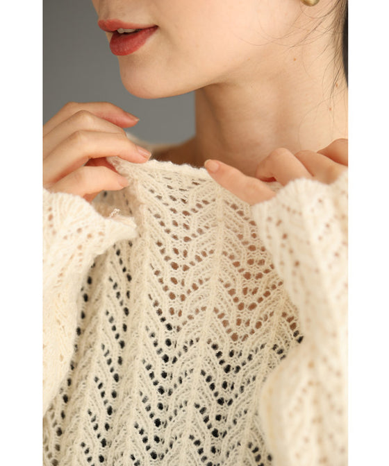 【セール商品返品交換不可】波うつ柄の透かし編みニットプルオーバートップス