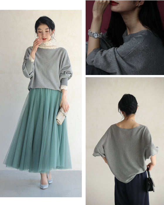 Elegantly sparkling shiny needleman cut-and-sew top