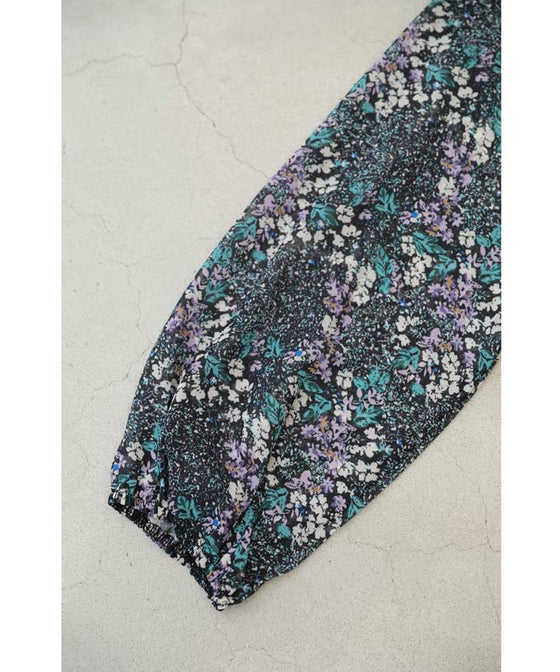 無垢な花咲くタックカシュクールミディアムワンピース