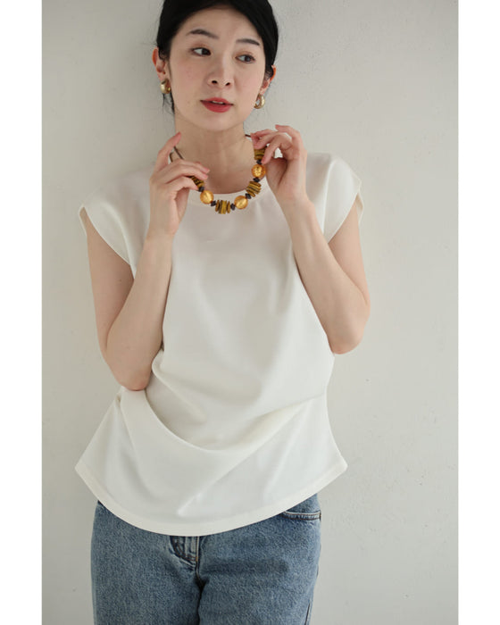 まあるいパーツが重なるネックレス