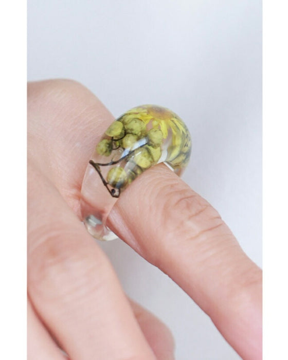 可愛いお花を閉じこめたぷっくりクリアリング